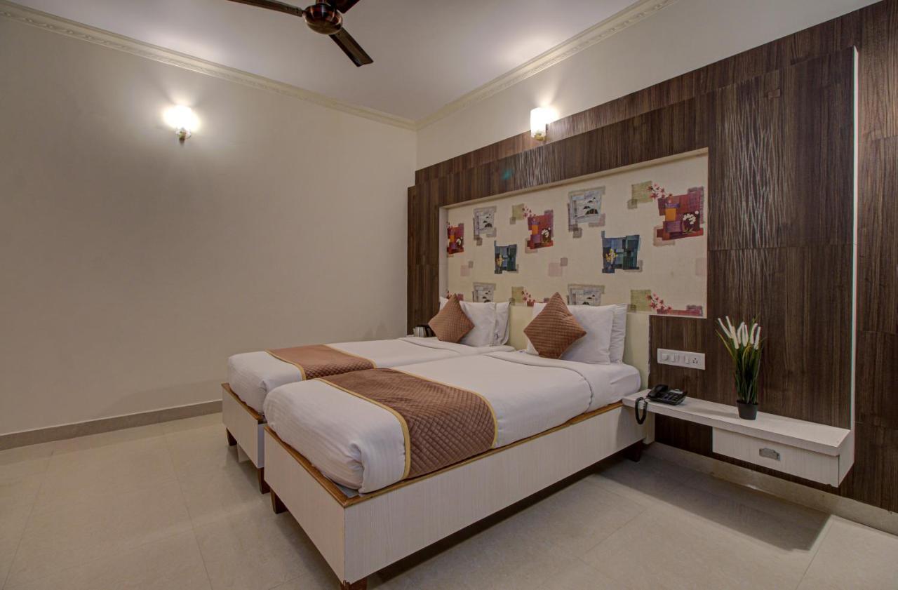 Hotel Royal Classio, Μπανγκαλόρ Εξωτερικό φωτογραφία