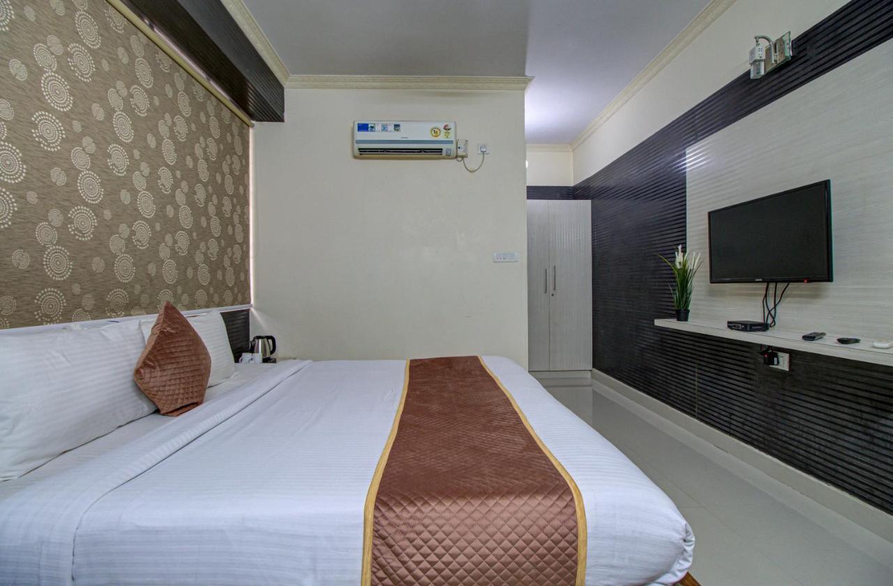 Hotel Royal Classio, Μπανγκαλόρ Εξωτερικό φωτογραφία